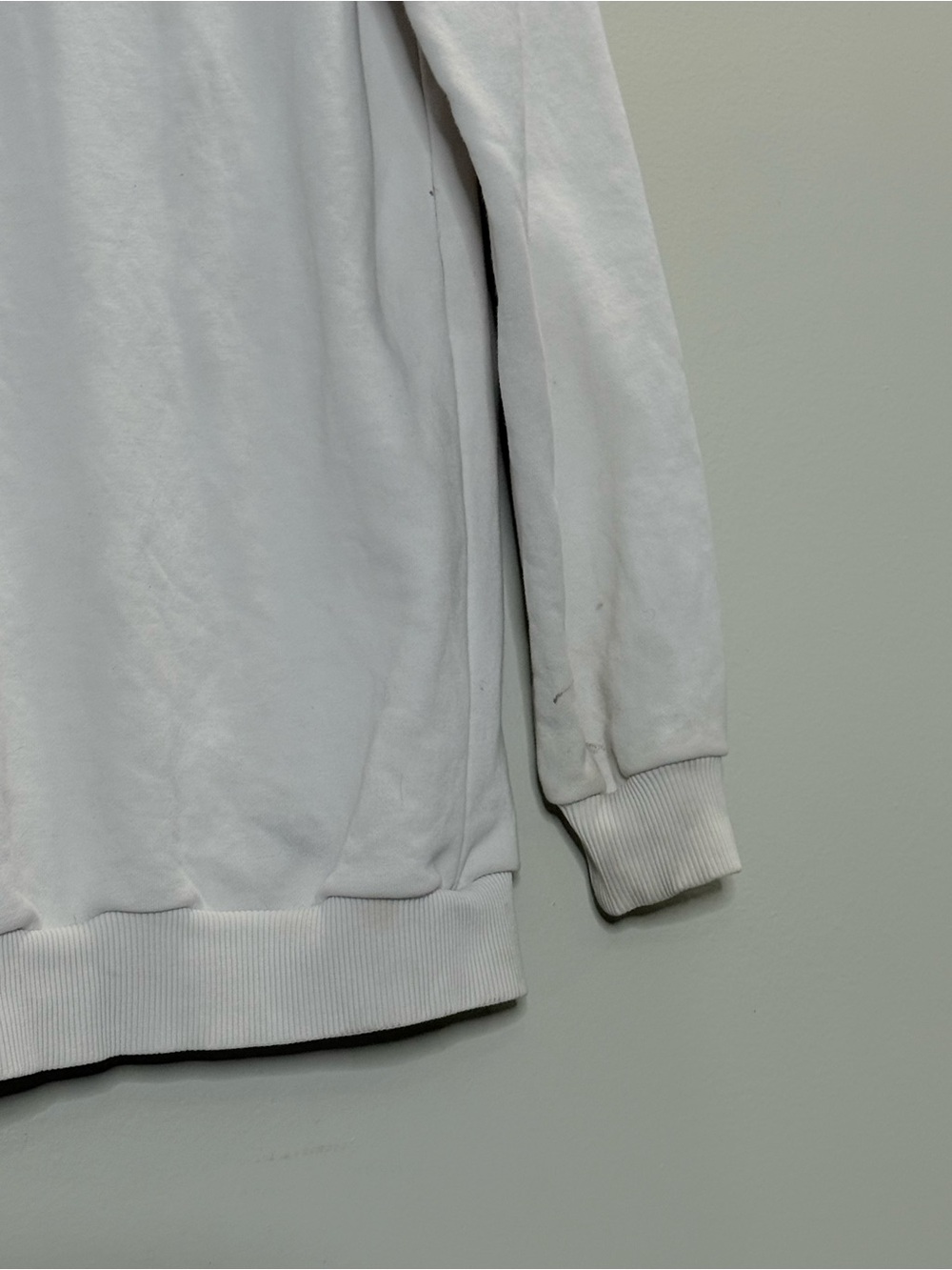 Gucci White Hoodie with Red Logo & Green Teddy - Picture 8 of 10
